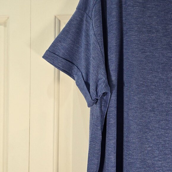 NWT Amazon Essentials Blue Women's Relaxed-Fit Crewneck T-Shirt - Size XLarge - Picture 3 of 6